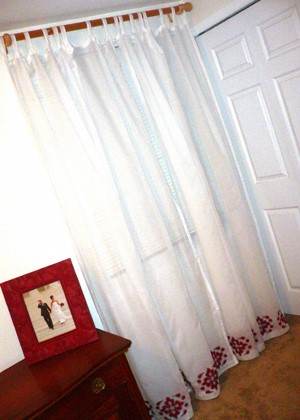 How to Cut Out Curtains